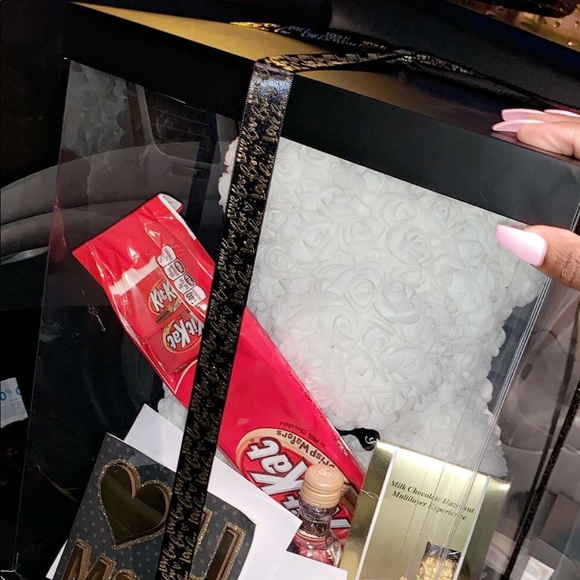 Rose bears - Picture 1 of 2